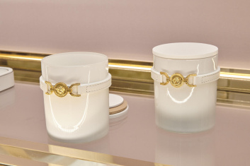 Fotoservizio/SS 2024/DESIGN/EVENTO_CULTURALE/VERSACE/DP2/32