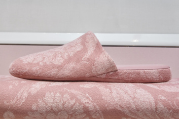 Fotoservizio/SS 2024/DESIGN/EVENTO_CULTURALE/VERSACE/DP2/41