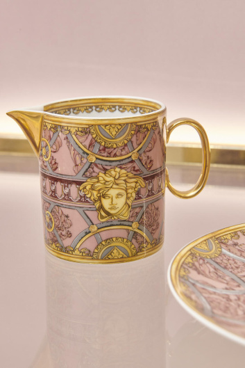 Fotoservizio/SS 2024/DESIGN/EVENTO_CULTURALE/VERSACE/DP2/58