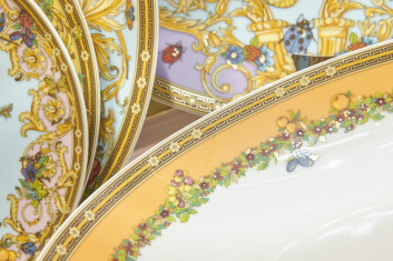 Fotoservizio/SS 2024/DESIGN/EVENTO_CULTURALE/VERSACE/DP2/74