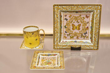 Fotoservizio/SS 2024/DESIGN/EVENTO_CULTURALE/VERSACE/DP2/79