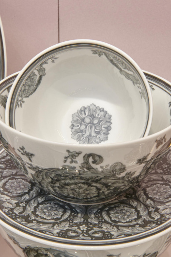 Fotoservizio/SS 2024/DESIGN/EVENTO_CULTURALE/VERSACE/DP2/110