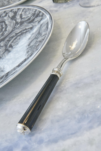 Fotoservizio/SS 2024/DESIGN/EVENTO_CULTURALE/VERSACE/DP2/35