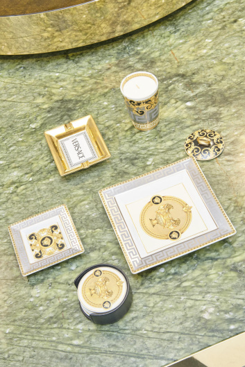 Fotoservizio/SS 2024/DESIGN/EVENTO_CULTURALE/VERSACE/DP2/55