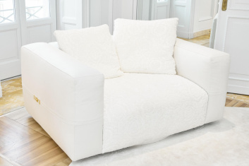 Fotoservizio/SS 2024/DESIGN/EVENTO_CULTURALE/VERSACE/DP2/87