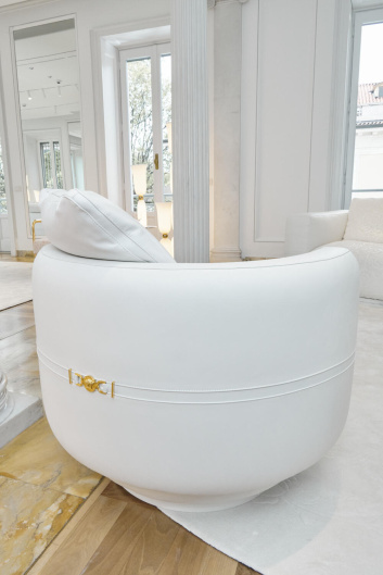 Fotoservizio/SS 2024/DESIGN/EVENTO_CULTURALE/VERSACE/DP2/100