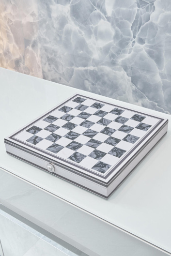 Fotoservizio/SS 2024/DESIGN/EVENTO_CULTURALE/VERSACE/DP2/111