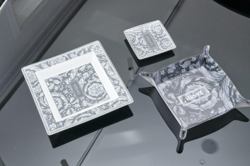 Fotoservizio/SS 2024/DESIGN/EVENTO_CULTURALE/VERSACE/DP2/129