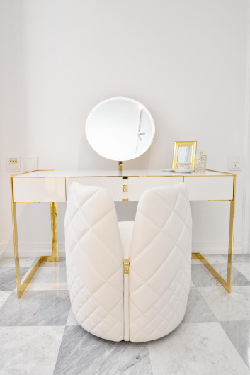 Fotoservizio/SS 2024/DESIGN/EVENTO_CULTURALE/VERSACE/DP2/153