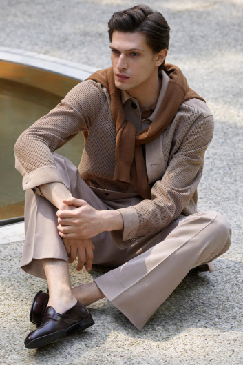 Fotoservizio/SS 2025/MEN/PRESENTAZIONE/BRIONI/DP2/6