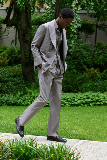 Fotoservizio/SS 2025/MEN/PRESENTAZIONE/BRIONI/DP2/11