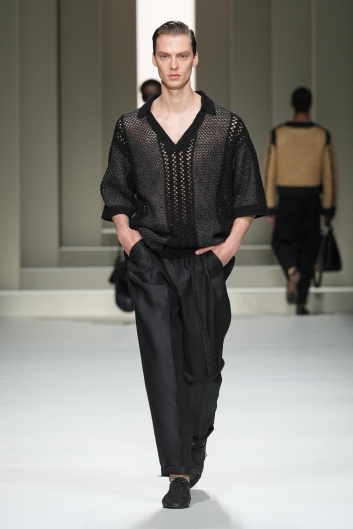 Fotoservizio/SS 2025/MEN/SFILATA/DOLCE & GABBANA/DP2/2