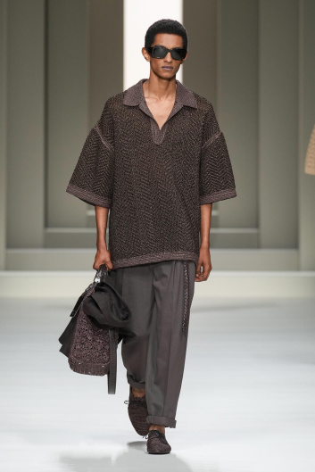 Fotoservizio/SS 2025/MEN/SFILATA/DOLCE & GABBANA/DP2/16