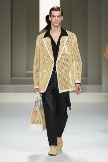 Fotoservizio/SS 2025/MEN/SFILATA/DOLCE & GABBANA/DP2/12