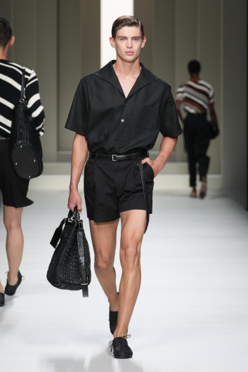 Fotoservizio/SS 2025/MEN/SFILATA/DOLCE & GABBANA/DP2/24