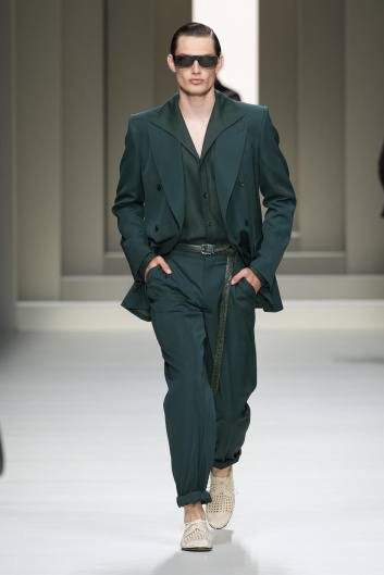 Fotoservizio/SS 2025/MEN/SFILATA/DOLCE & GABBANA/DP2/20