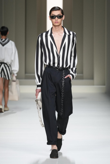 Fotoservizio/SS 2025/MEN/SFILATA/DOLCE & GABBANA/DP2/35