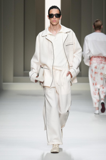 Fotoservizio/SS 2025/MEN/SFILATA/DOLCE & GABBANA/DP2/30