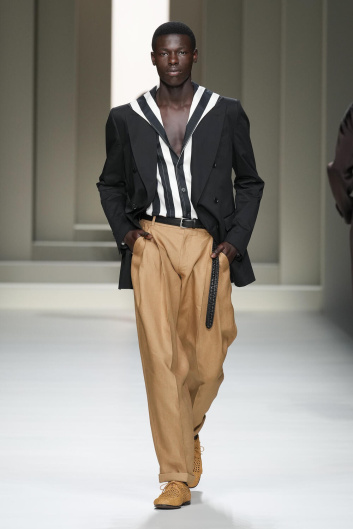 Fotoservizio/SS 2025/MEN/SFILATA/DOLCE & GABBANA/DP2/52