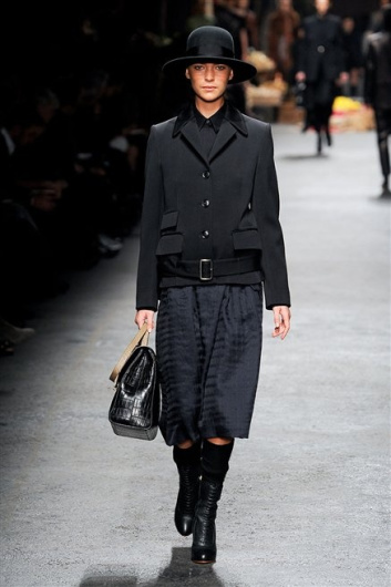 Fotoservizio/FW 2012-2013/WOMEN/TRUSSARDI/23