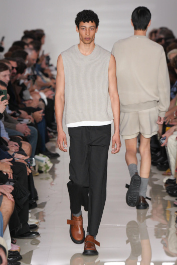 Fotoservizio/SS 2025/MEN/SFILATA/NEIL BARRETT/DP2/0