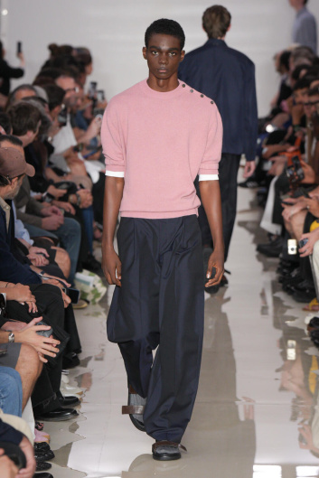 Fotoservizio/SS 2025/MEN/SFILATA/NEIL BARRETT/DP2/3