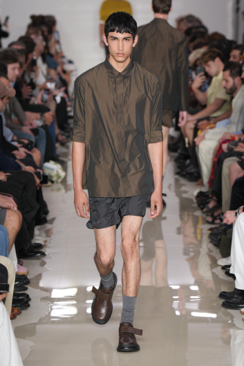 Fotoservizio/SS 2025/MEN/SFILATA/NEIL BARRETT/DP2/15
