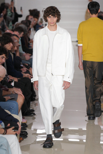 Fotoservizio/SS 2025/MEN/SFILATA/NEIL BARRETT/DP2/17