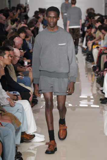 Fotoservizio/SS 2025/MEN/SFILATA/NEIL BARRETT/DP2/10