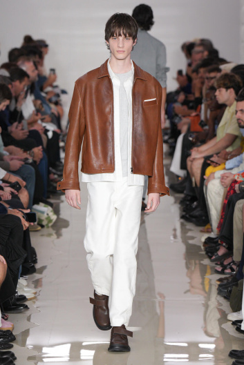 Fotoservizio/SS 2025/MEN/SFILATA/NEIL BARRETT/DP2/12
