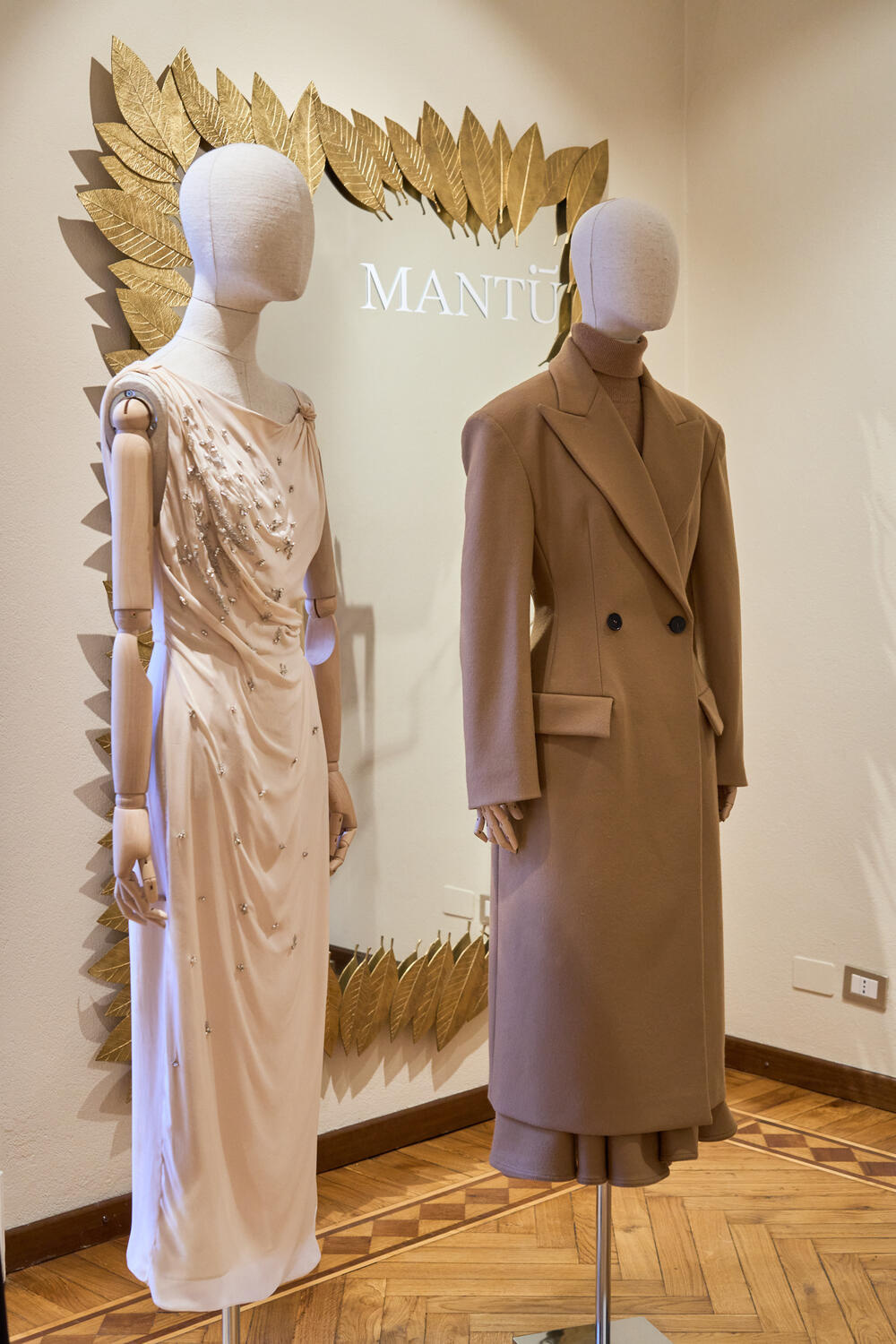 MANTÙ WOMEN FW 25-26 - Foto #0