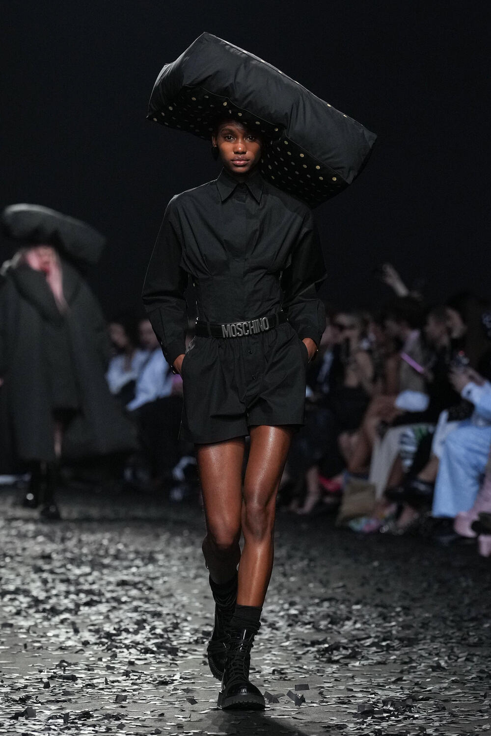 MOSCHINO WOMEN FW 25-26 - Foto #16