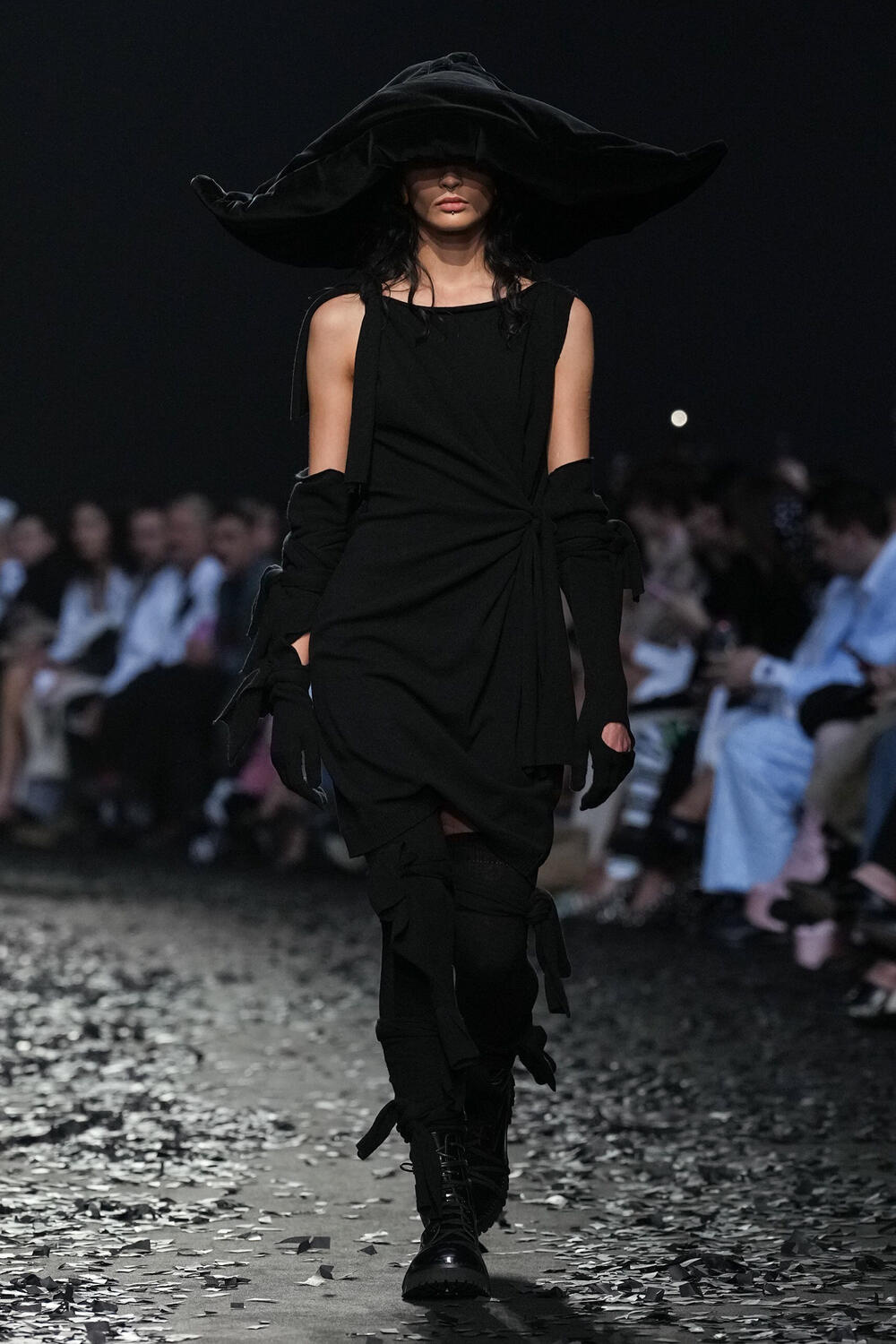 MOSCHINO WOMEN FW 25-26 - Foto #31