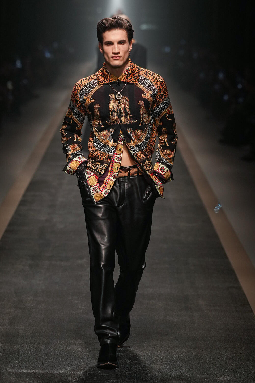 VERSACE WOMEN FW 25-26 - Foto #32