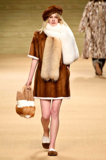Fotoservizio/FW 2016-2017/WOMEN/SIMONETTA RAVIZZA/DP2/3