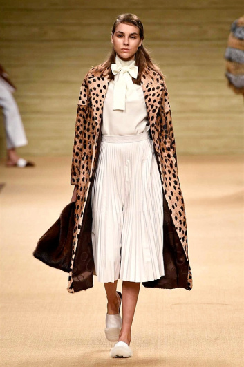 Fotoservizio/FW 2016-2017/WOMEN/SIMONETTA RAVIZZA/DP2/4