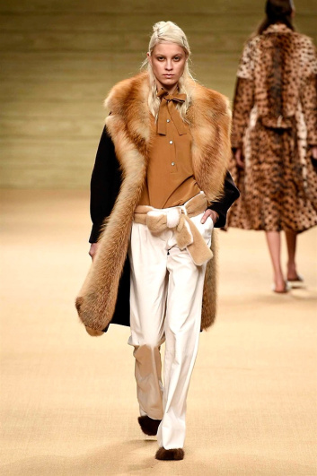 Fotoservizio/FW 2016-2017/WOMEN/SIMONETTA RAVIZZA/DP2/1