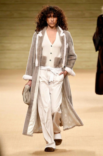 Fotoservizio/FW 2016-2017/WOMEN/SIMONETTA RAVIZZA/DP2/5