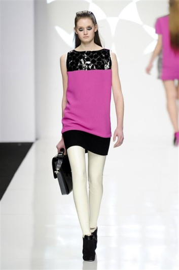 Fotoservizio/FW 2012-2013/WOMEN/BYBLOS/13