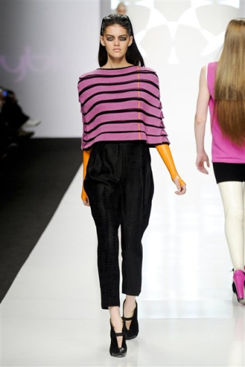Fotoservizio/FW 2012-2013/WOMEN/BYBLOS/14