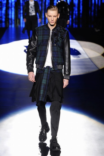 Fotoservizio/FW 2016-2017/MEN/DSQUARED2/DP2/4