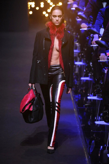 Fotoservizio/FW 2016-2017/MEN/DIRK BIKKEMBERGS/DP2/1