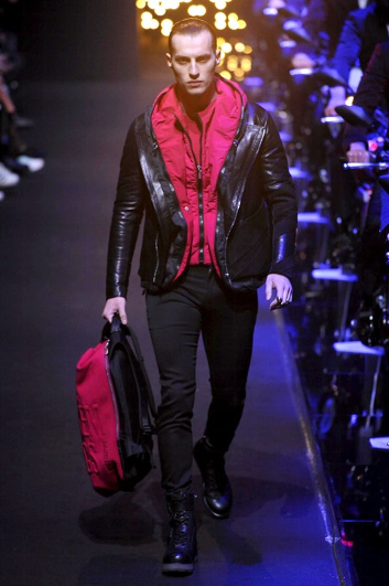 Fotoservizio/FW 2016-2017/MEN/DIRK BIKKEMBERGS/DP2/0
