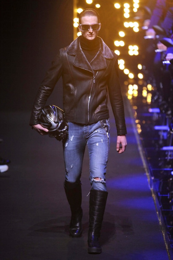 Fotoservizio/FW 2016-2017/MEN/DIRK BIKKEMBERGS/DP2/1