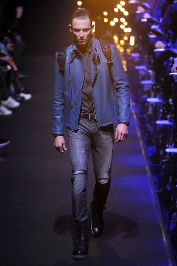 Fotoservizio/FW 2016-2017/MEN/DIRK BIKKEMBERGS/DP2/1