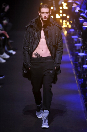 Fotoservizio/FW 2016-2017/MEN/DIRK BIKKEMBERGS/DP2/2