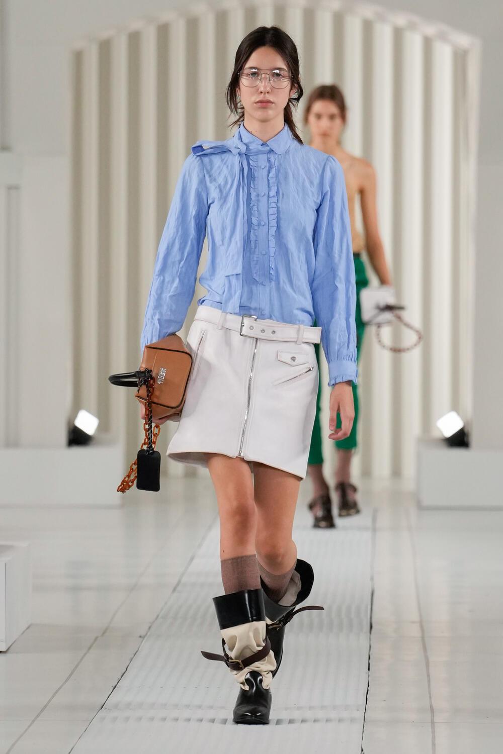 ONITSUKA TIGER WOMEN SS 2026 - Foto #4