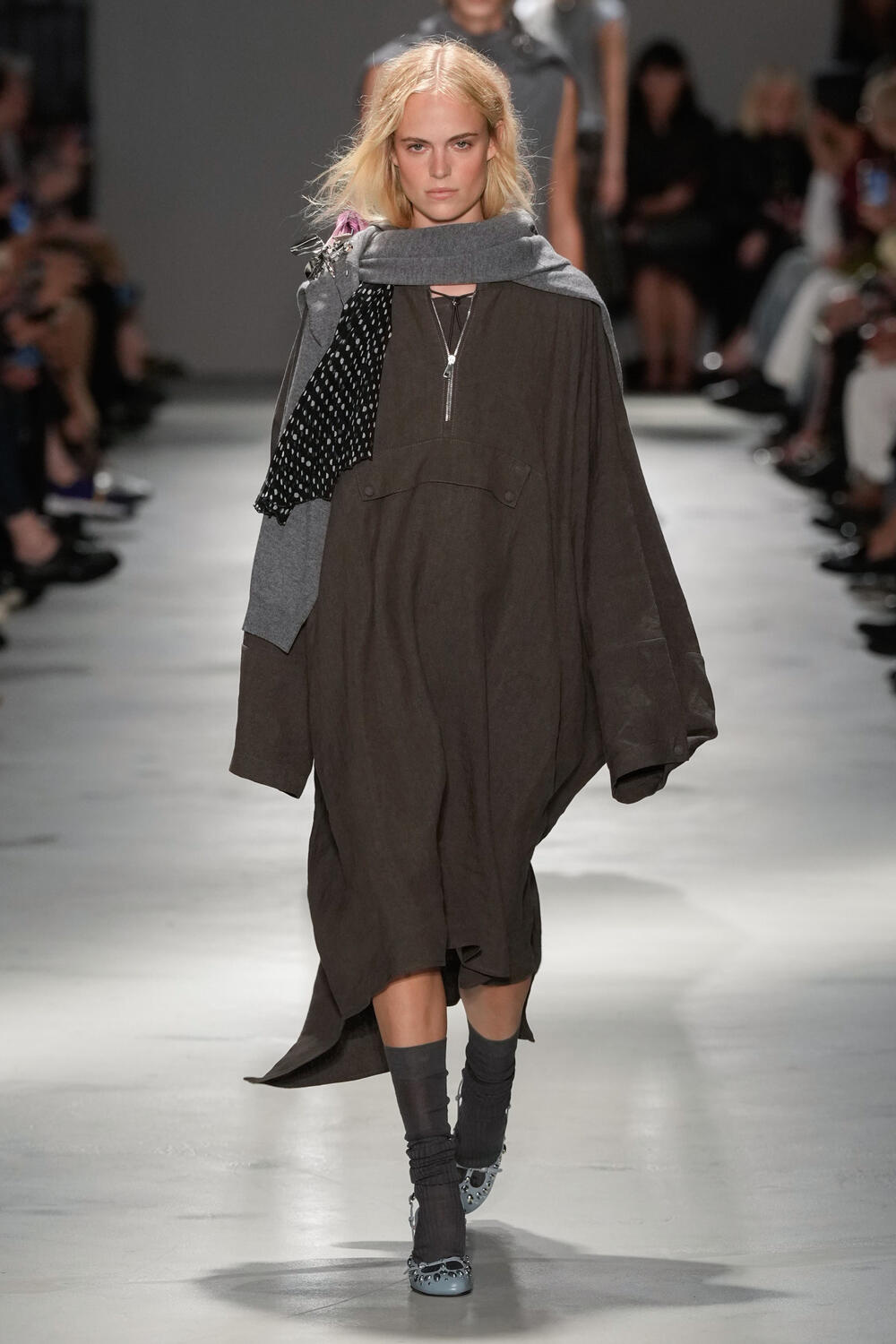 N°21 WOMEN SS 2026 - Foto #34