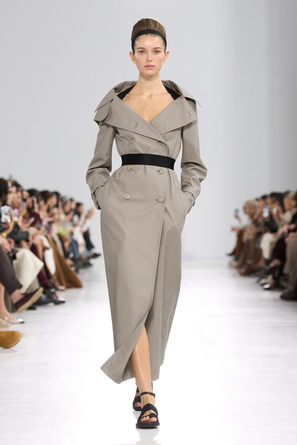 MAX MARA WOMEN SS 2026 - Foto #13