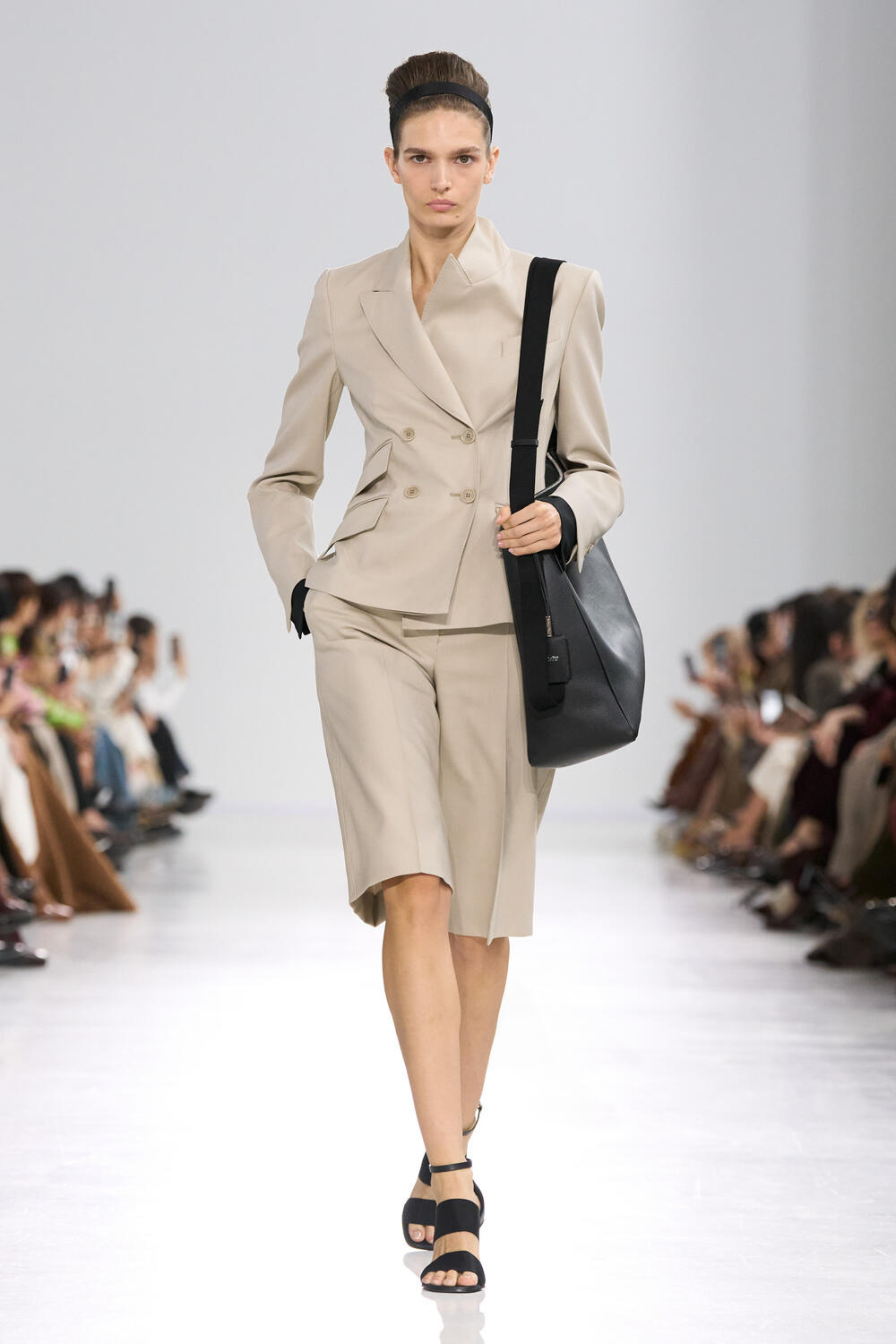 MAX MARA WOMEN SS 2026 - Foto #30